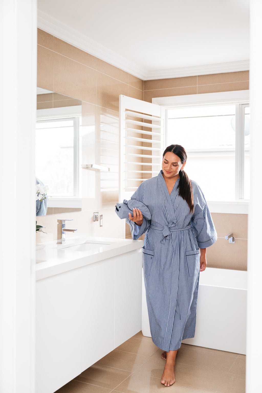 Unisex Refined Poplin Longer-Length Kimono Robe – Denim Stripe