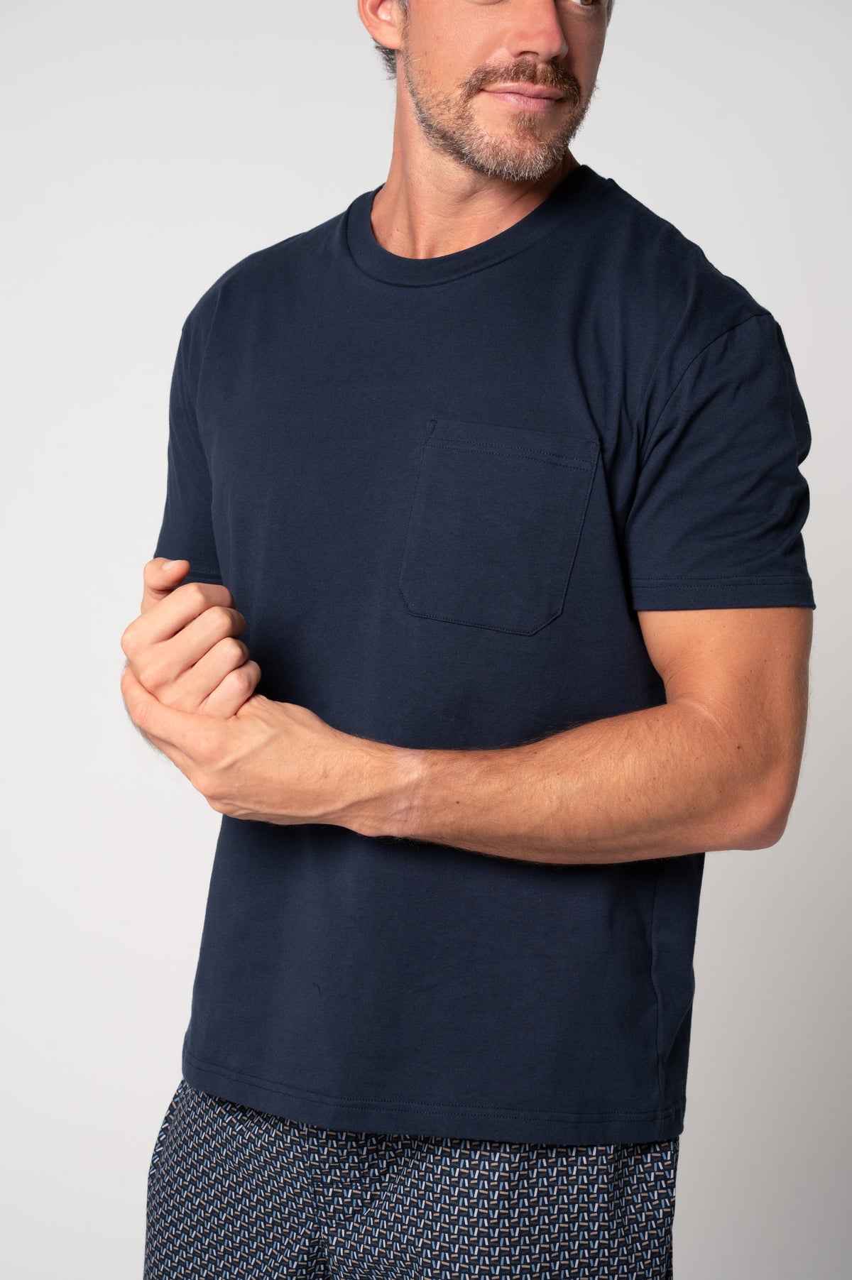 Men's Contemporary Cotton Tee and Pant Set - Nightfall/Navy